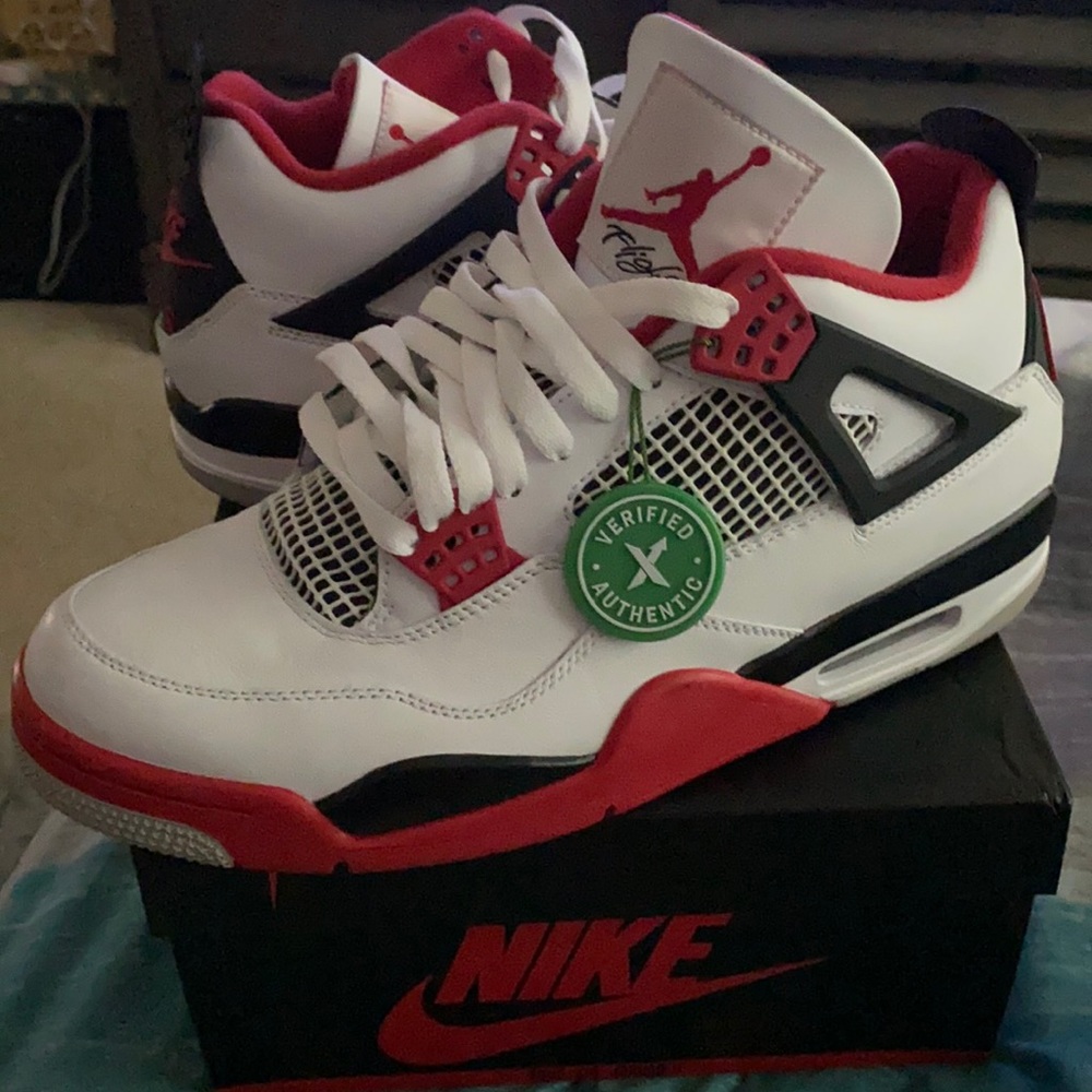 Air Jordan Retro OG Fire Red